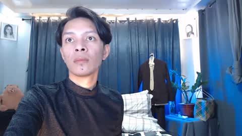 Mel online show from 02/28/25, 04:21