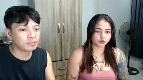 Snapshot of urpinoyasianx chatting on 07/16/26, 01:06 Mel online show from 07/16/26, 01:06