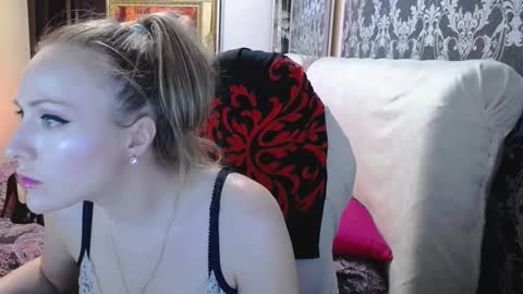 UrSecretTreasure88 online show from 02/25/26, 11:42