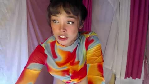 Snapshot of ursexy_debra chatting on 11/11/25, 03:12 TYRA online show from 11/11/25, 03:12