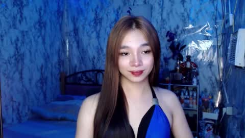 Snapshot of ursexytrans_cum chatting on 12/29/24, 01:34 Yhana online show from 12/29/24, 01:34