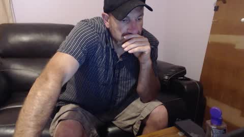 urslav75 online show from 09/27/25, 07:41