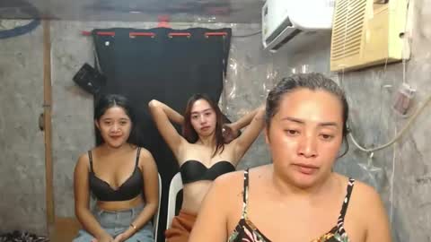 ursweetpinky online show from 05/26/26, 12:17