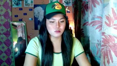 YOURGIRLCAMILLA online show from 01/16/26, 04:22