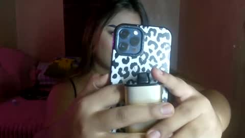 Bella Miles Olivia online show from 05/19/26, 11:49