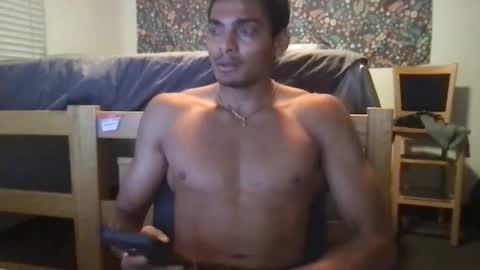 Snapshot of usain795604 chatting on 12/20/25, 08:10 DrewBolt online show from 12/20/25, 08:10