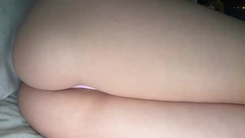 Lily online show from 09/26/25, 06:28