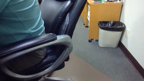 useemie online show from 04/07/26, 11:04