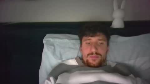 user17u online show from 10/14/25, 01:12