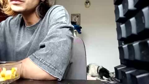 user_of_existance online show from 04/10/26, 08:13