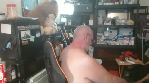 Snapshot of usgoober chatting on 06/17/26, 11:45 Eric online show from 06/17/26, 11:45
