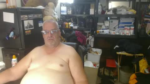 Snapshot of usgoober chatting on 06/22/26, 08:55 Eric online show from 06/22/26, 08:55