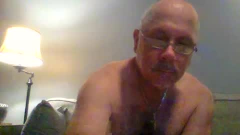 Snapshot of usonion chatting on 07/12/26, 01:40 Jim online show from 07/12/26, 01:40