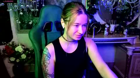 Leila online show from 01/09/26, 04:54