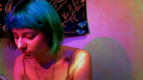 uwu_emmy online show from 06/16/26, 07:27
