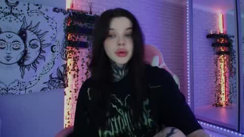 Eva online show from 12/03/24, 11:01