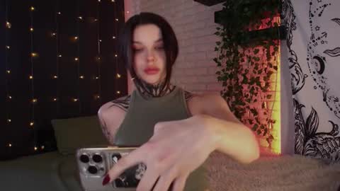 Eva online show from 12/15/24, 08:52