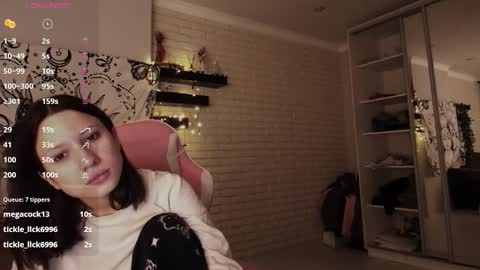 Eva online show from 01/03/25, 07:07