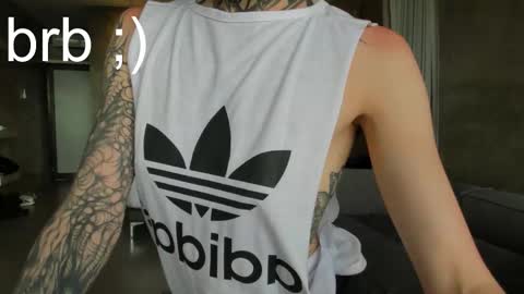 Eva online show from 11/03/25, 07:42