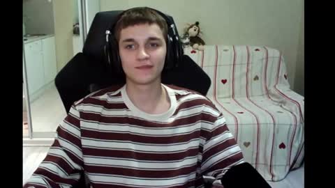 uwugriffith online show from 06/26/26, 10:47