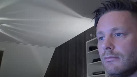 uwvvlvip online show from 03/08/25, 11:28