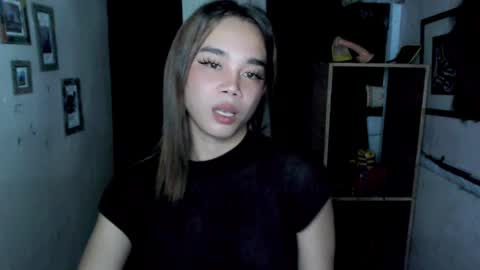 Ahn Chiyo online show from 11/21/25, 05:39