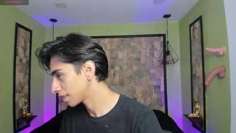 Snapshot of uyukie chatting on 09/16/25, 12:06 UYUKIE online show from 09/16/25, 12:06