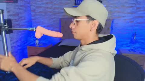 Snapshot of uyukie chatting on 10/31/25, 11:55 UYUKIE online show from 10/31/25, 11:55