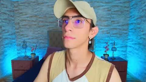 Snapshot of uyukie chatting on 03/21/26, 03:11 UYUKIE online show from 03/21/26, 03:11