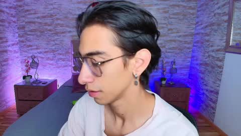 Snapshot of uyukie chatting on 04/01/26, 02:45 UYUKIE online show from 04/01/26, 02:45