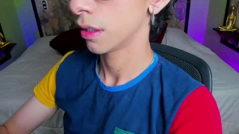 Snapshot of uyukie chatting on 04/15/26, 12:39 UYUKIE online show from 04/15/26, 12:39