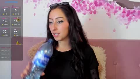 Snapshot of v1cky_ chatting on 02/07/25, 10:20 v1cky_ online show from 02/07/25, 10:20