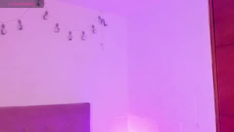 Snapshot of v1cky_ chatting on 02/15/26, 12:07 v1cky_ online show from 02/15/26, 12:07