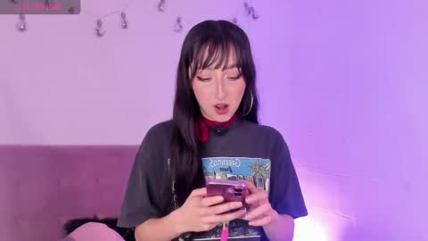 Snapshot of v1cky_ chatting on 02/17/26, 10:27 v1cky_ online show from 02/17/26, 10:27