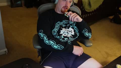 Snapshot of v_for_veng chatting on 01/06/25, 09:41 v_for_veng online show from 01/06/25, 09:41