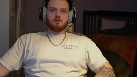 Snapshot of v_for_veng chatting on 02/16/25, 07:37 v_for_veng online show from 02/16/25, 07:37