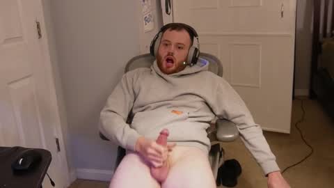 Snapshot of v_for_veng chatting on 10/11/25, 04:55 v_for_veng online show from 10/11/25, 04:55