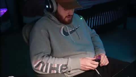 Snapshot of v_for_veng chatting on 02/03/26, 03:37 v_for_veng online show from 02/03/26, 03:37