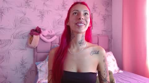 Snapshot of vaalen_ chatting on 03/02/26, 03:52 valentina online show from 03/02/26, 03:52