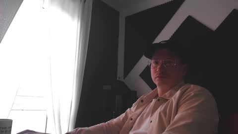 vacation__ online show from 03/25/26, 04:13