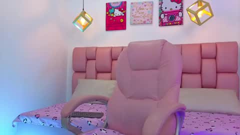 Vagaro online show from 04/10/26, 08:35