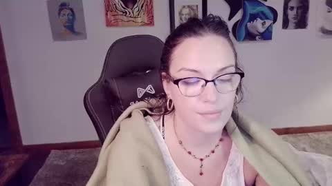 vagelicious online show from 10/24/25, 10:06