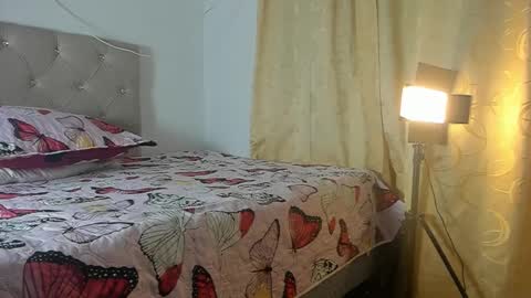 Vahiolet smith online show from 09/11/25, 03:28