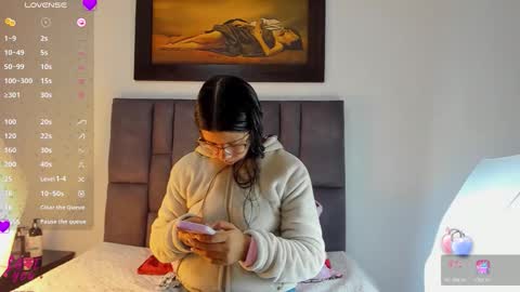 Vahiolet smith online show from 02/18/26, 03:24