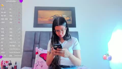 Vahiolet smith online show from 04/01/26, 03:07