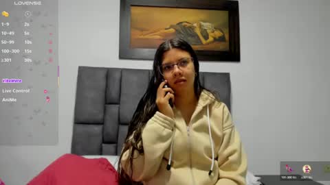 Snapshot of vahiolet_smith chatting on 07/16/26, 12:22 Vahiolet smith online show from 07/16/26, 12:22