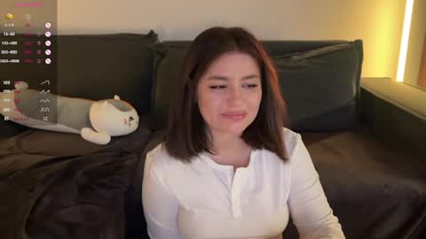 Snapshot of vaiee chatting on 02/19/25, 04:44 Valery online show from 02/19/25, 04:44