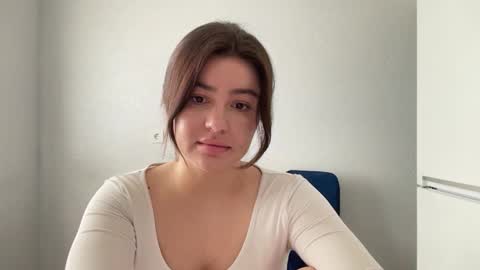 Snapshot of vaiee chatting on 09/12/25, 05:07 Valery online show from 09/12/25, 05:07