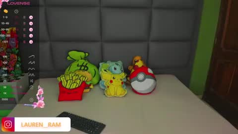 Snapshot of vain_sexualxx chatting on 06/30/26, 10:33 luna online show from 06/30/26, 10:33