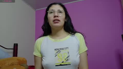 Snapshot of vainilla_cam chatting on 06/28/26, 08:04 Vainilla online show from 06/28/26, 08:04